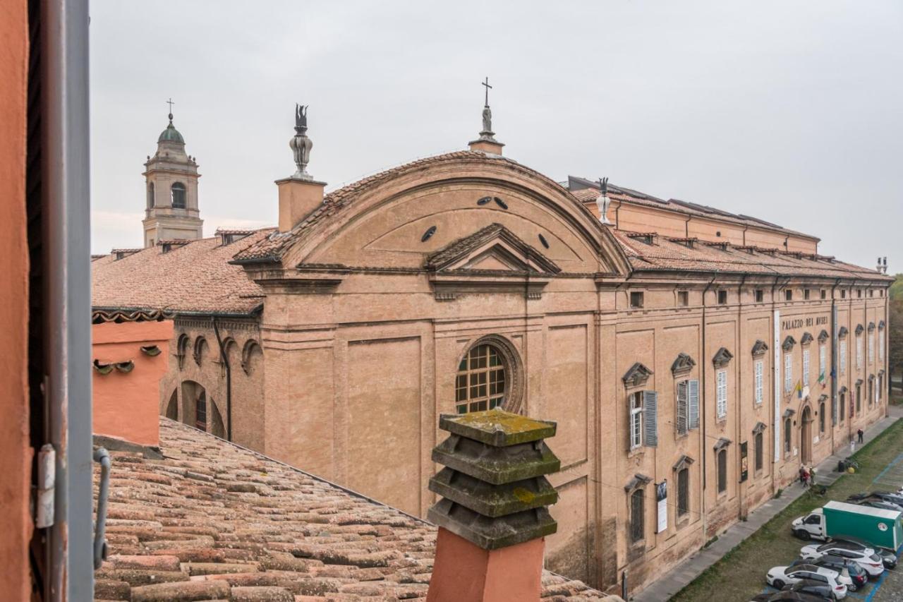 L'Altana Di Emilia Suite Modena Bagian luar foto
