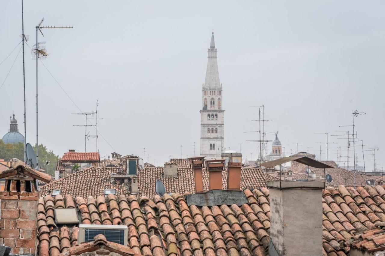 L'Altana Di Emilia Suite Modena Bagian luar foto